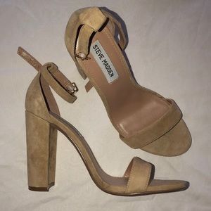 Steve Madden: Suede nude heels SIZE 7